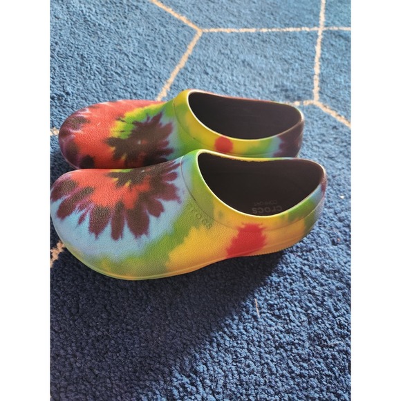 Crocs Dual Comfort Tie Dye Clogs Womens 7 - Picture 2 of 5